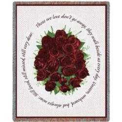 Bundle Of Red Roses Tapestry Throw
